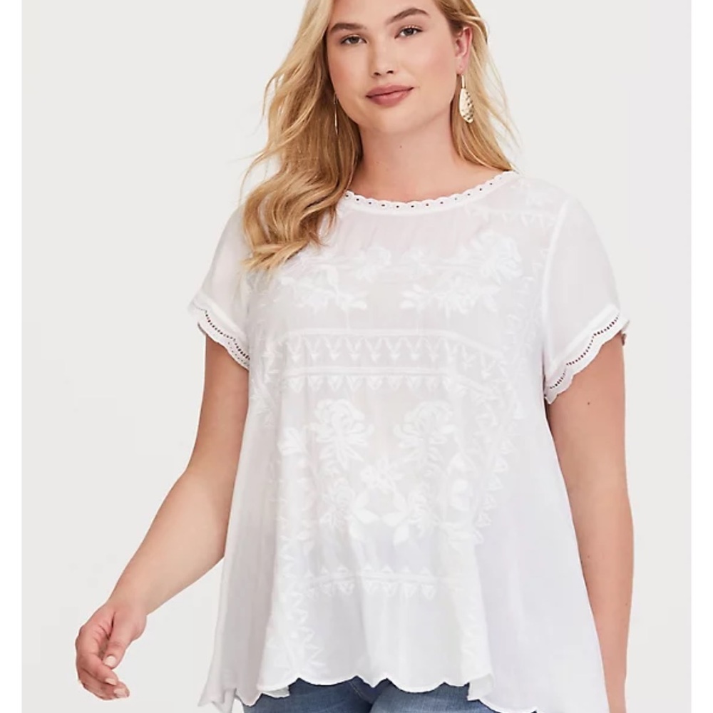 Torrid White Embroidered Challis Blouse sz2X